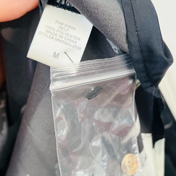 Matty M medium floral polyester blouse - Picture 4 of 5